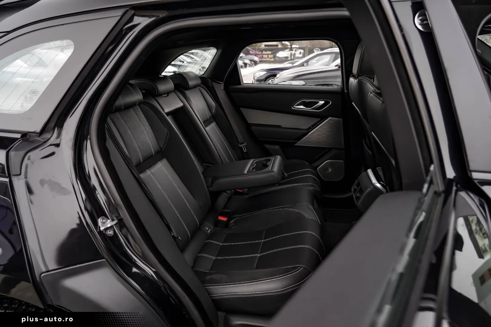 Land Rover Range Rover Velar 2.0 R-Dynamic HSE