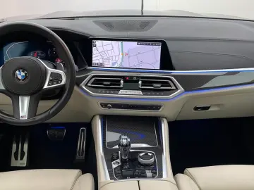 BMW X6 xDrive40d A M-Sport  SkyLou