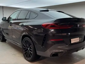 BMW X6 xDrive40d A M-Sport  SkyLou