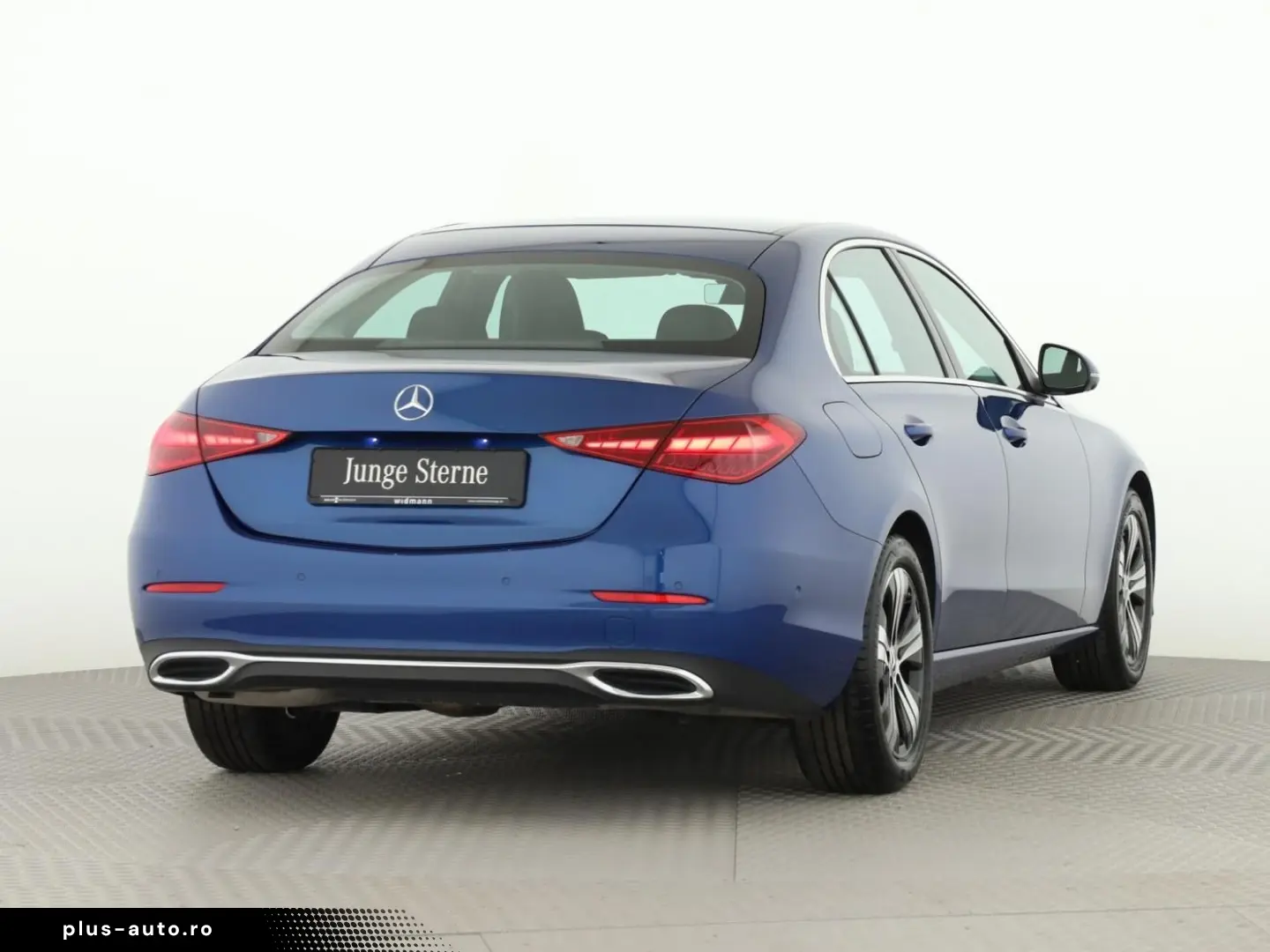 MERCEDES-BENZ C 200  Avantgarde Adv WinterP AHK 360  AR-Navi