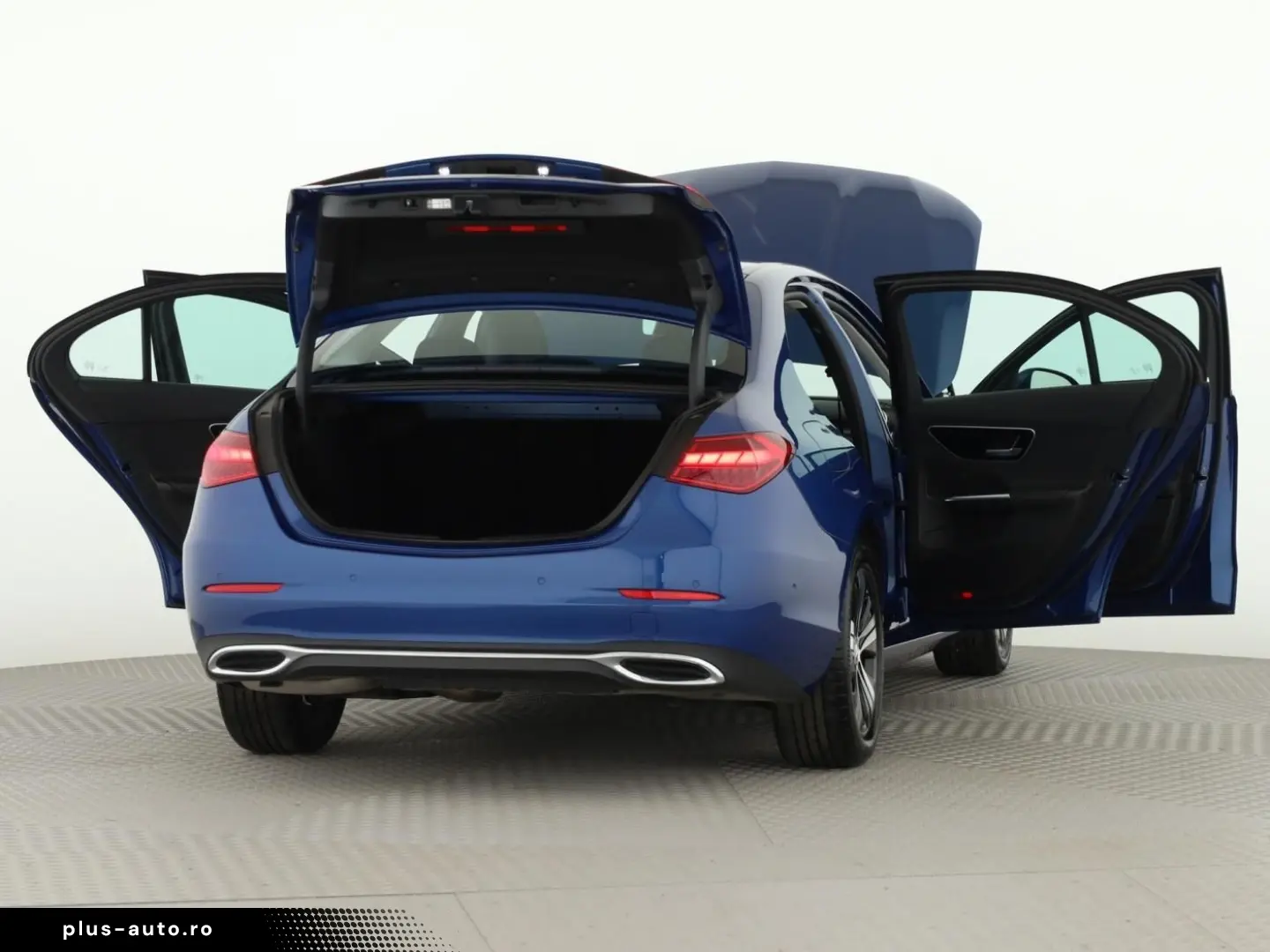 MERCEDES-BENZ C 200  Avantgarde Adv WinterP AHK 360  AR-Navi