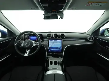 MERCEDES-BENZ C 200  Avantgarde Adv WinterP AHK 360  AR-Navi