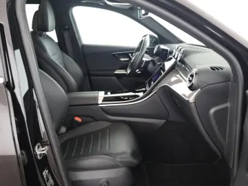 MERCEDES-BENZ GLC 200 4M AMG