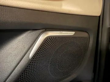 MERCEDES-BENZ V 300 V300d Lang Exclusive 4M