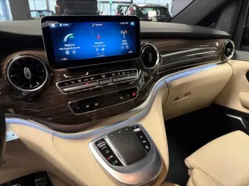 MERCEDES-BENZ V 300 V300d Lang Exclusive 4M