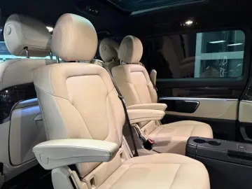 MERCEDES-BENZ V 300 V300d Lang Exclusive 4M