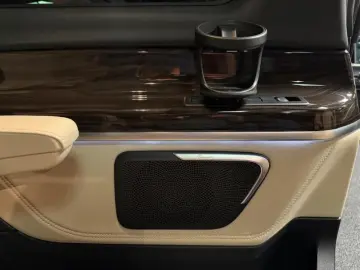 MERCEDES-BENZ V 300 V300d Lang Exclusive 4M