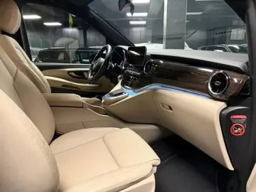 MERCEDES-BENZ V 300 V300d Lang Exclusive 4M