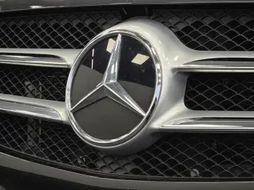MERCEDES-BENZ V 250d 4MATIC lang Garnaite LED Kamera Leder