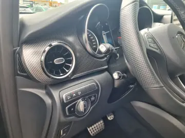 MERCEDES-BENZ V 300 d AMG LINE 4MATIC EXTRALANG AHK