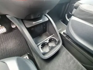 MERCEDES-BENZ V 300 d AMG LINE 4MATIC EXTRALANG AHK