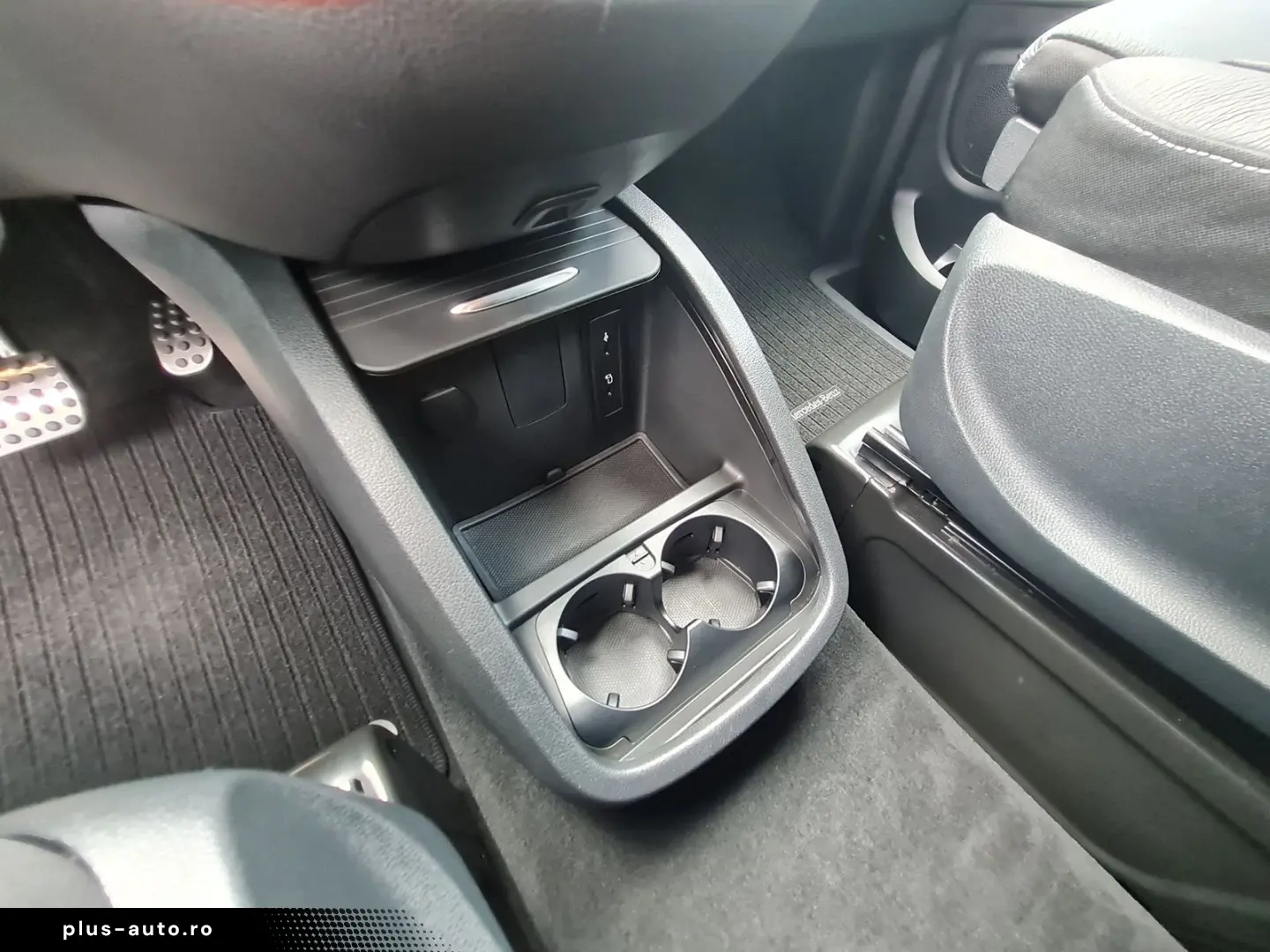 MERCEDES-BENZ V 300 d AMG LINE 4MATIC EXTRALANG AHK