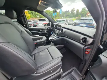MERCEDES-BENZ V 300 d AMG LINE 4MATIC EXTRALANG AHK