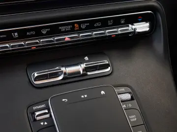 MERCEDES-BENZ V 250d 4MATIC AVANTGARDE extralang 360&hellip;