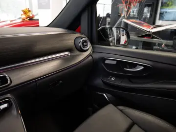 MERCEDES-BENZ V 250d 4MATIC AVANTGARDE extralang 360&hellip;