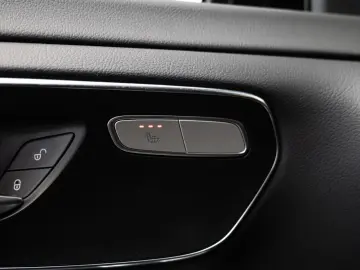 MERCEDES-BENZ V 250d 4MATIC AVANTGARDE extralang 360&hellip;