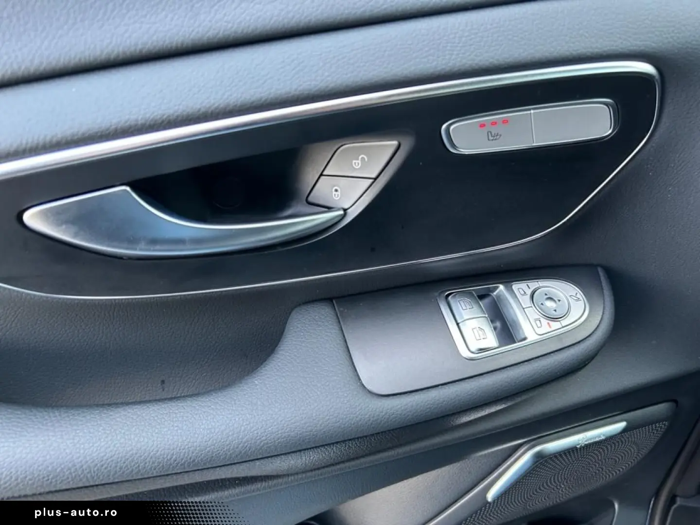 MERCEDES-BENZ V 300 d STYLE Lang 9GT LED AHK DISTR NAVI KAM