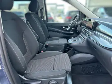 MERCEDES-BENZ V 300 d STYLE Lang 9GT LED AHK DISTR NAVI KAM