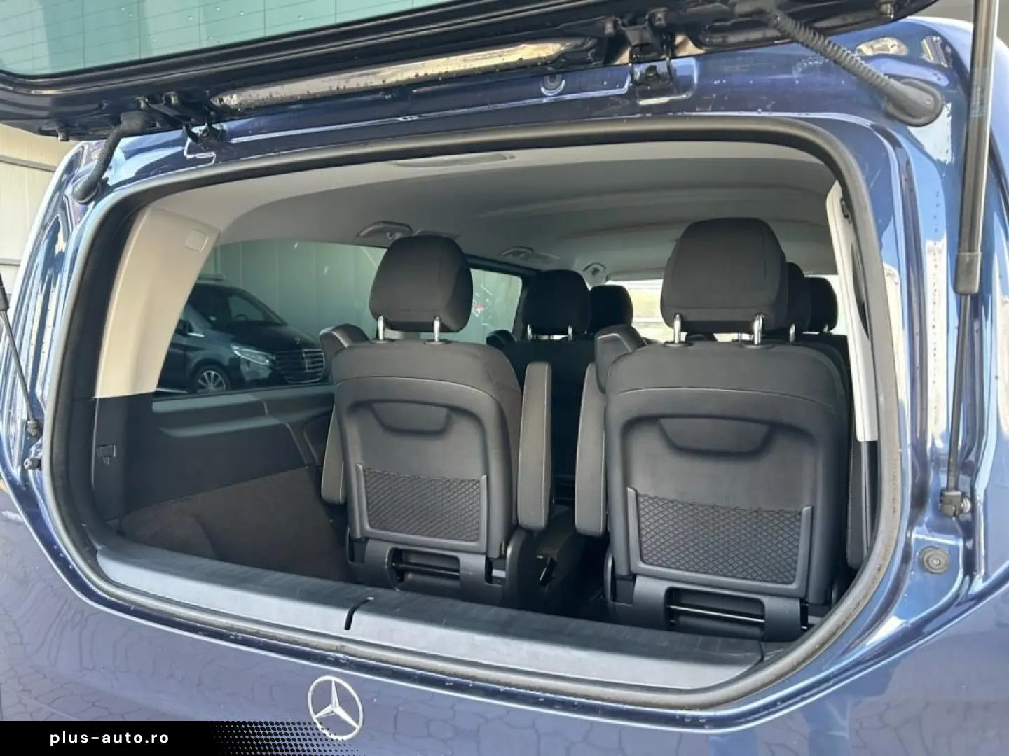 MERCEDES-BENZ V 300 d STYLE Lang 9GT LED AHK DISTR NAVI KAM