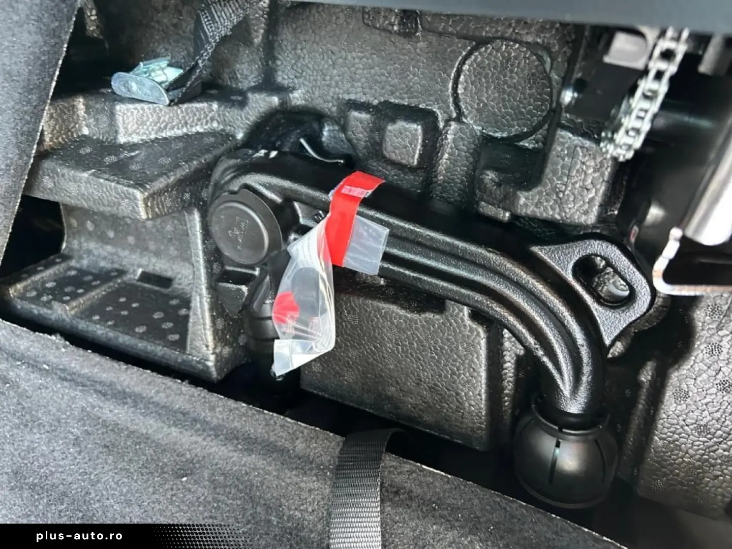 MERCEDES-BENZ V 300 d STYLE Lang 9GT LED AHK DISTR NAVI KAM