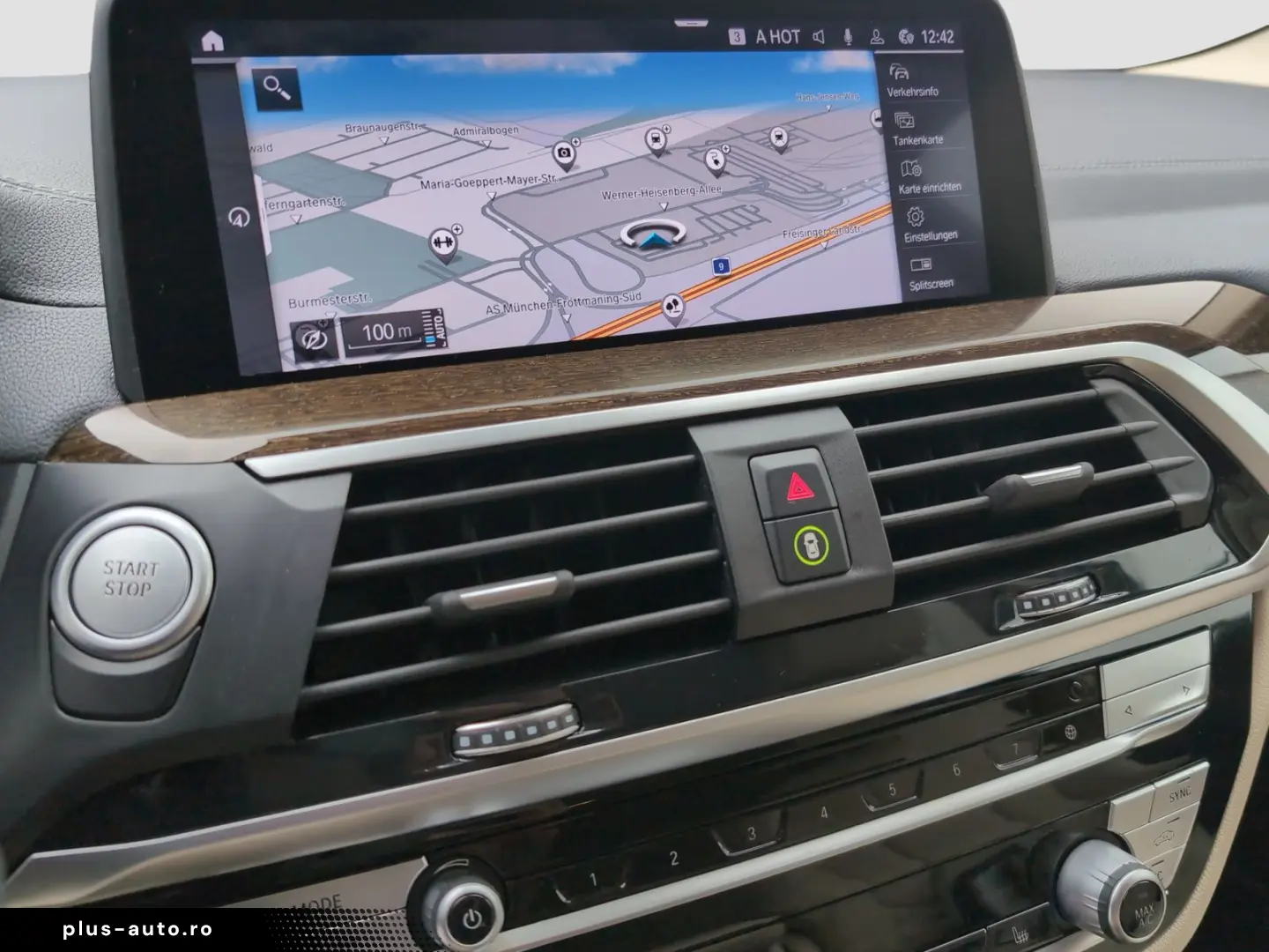 BMW X3 xDrive30e AHK LiveCockpitProf Head-Up Kamera