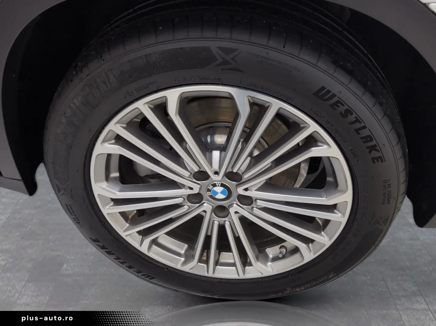 BMW X3 xDrive30e AHK LiveCockpitProf Head-Up Kamera