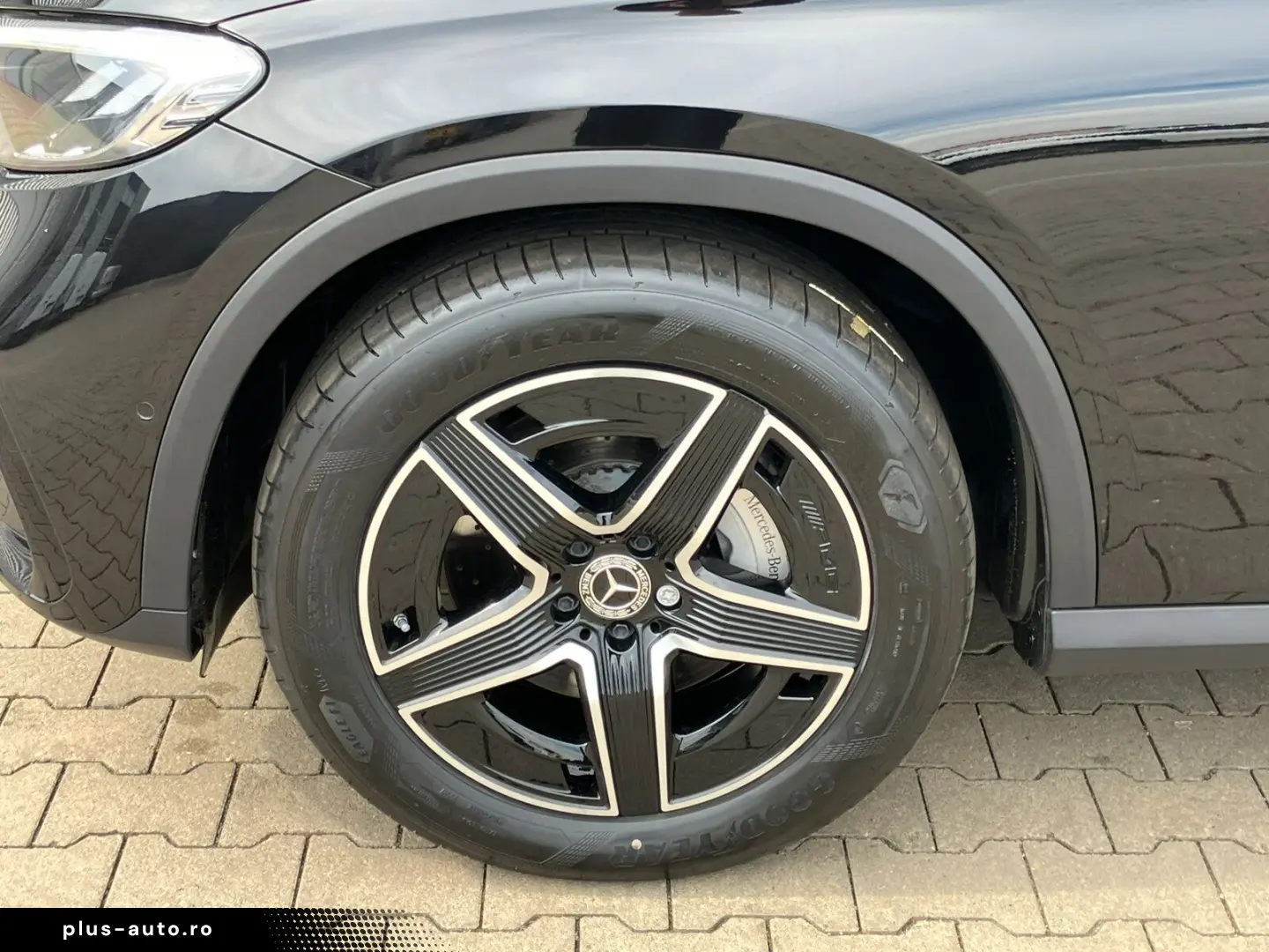 MERCEDES-BENZ GLC 200 4M AMG Line