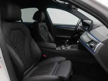 BMW 530d xD M Sport Kamera DAB 4xKlima ACC Alarm 19