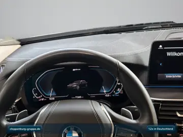 BMW 530e Limousine Luxury Line StKlima Navi SHZ HiFi