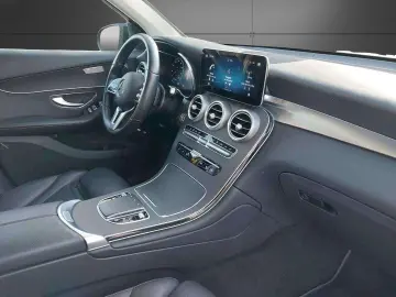 Mercedes-Benz GLC 300 e 4MATIC 9G-TRONIC  Business