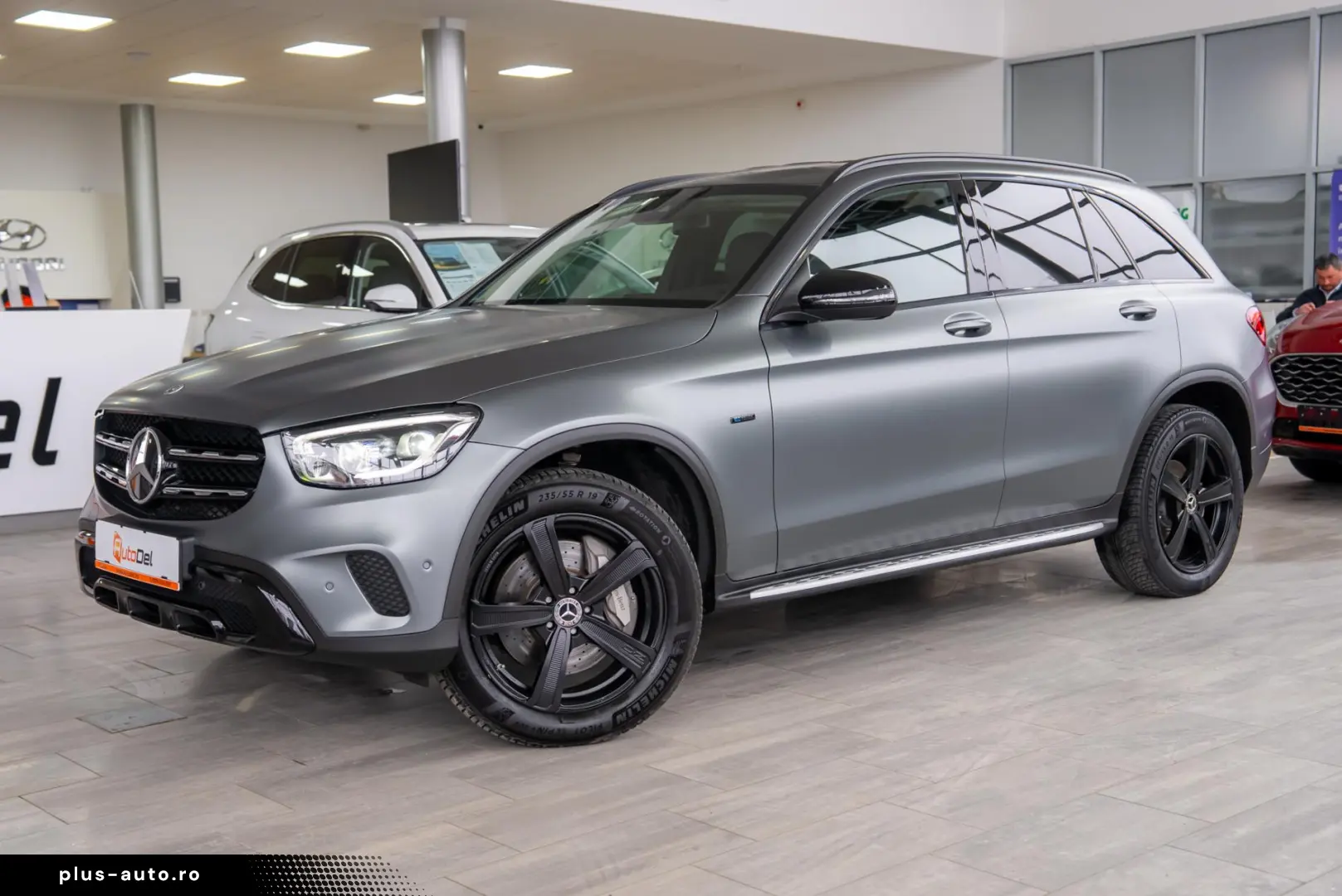 Mercedes-Benz GLC 300 e 4MATIC 9G-TRONIC  Business