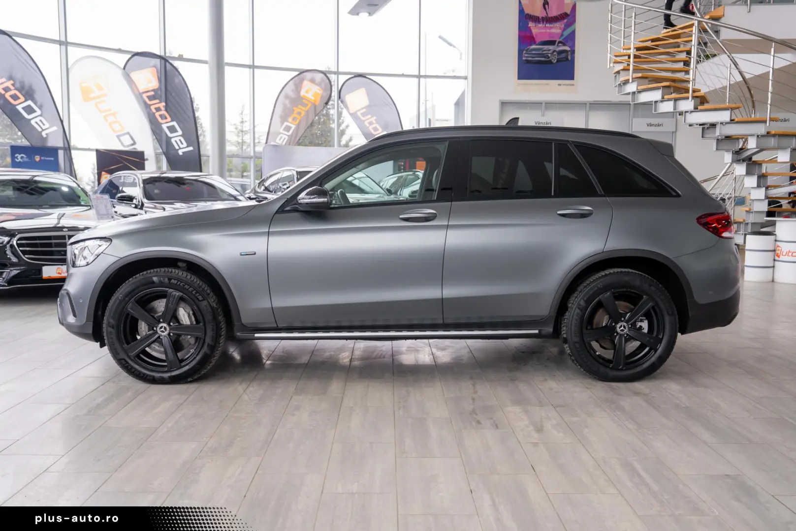 Mercedes-Benz GLC 300 e 4MATIC 9G-TRONIC  Business