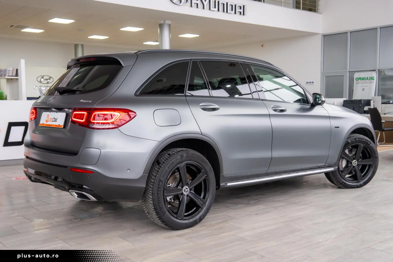 Mercedes-Benz GLC 300 e 4MATIC 9G-TRONIC  Business