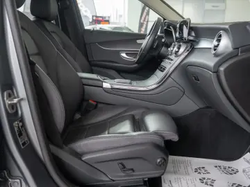 Mercedes-Benz GLC 300 e 4MATIC 9G-TRONIC  Business