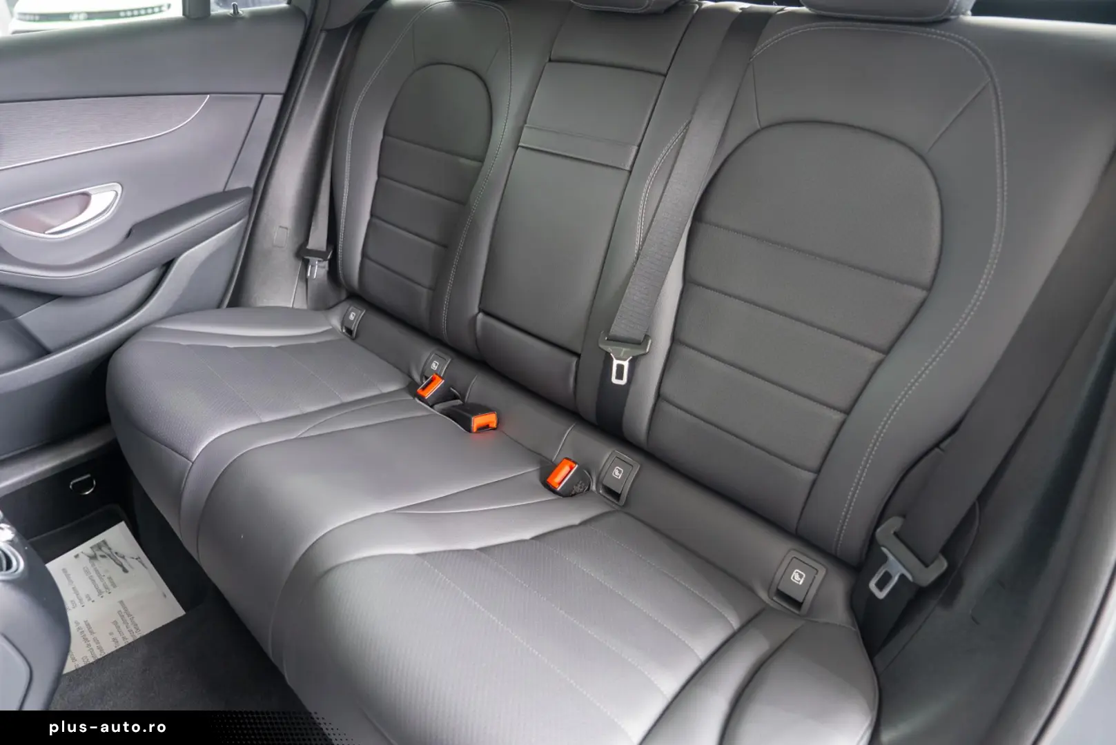 Mercedes-Benz GLC 300 e 4MATIC 9G-TRONIC  Business