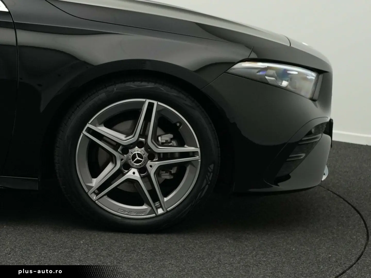 MERCEDES-BENZ A 200 d AMG-Line Distr Kamera Multi MBUX