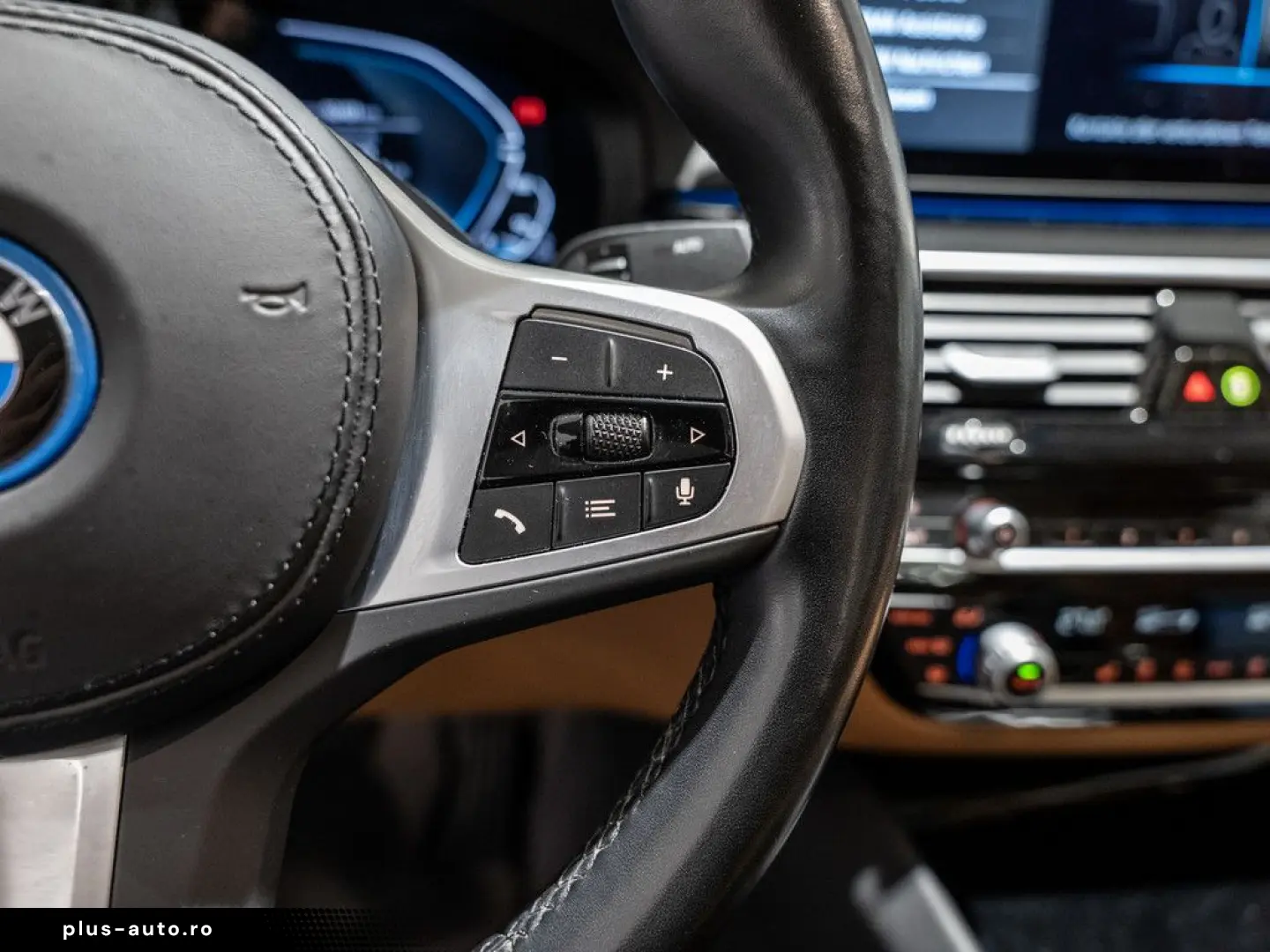 BMW 530e xDrive AHK HUD LED ACC W-LAN NAVI HGSD H K