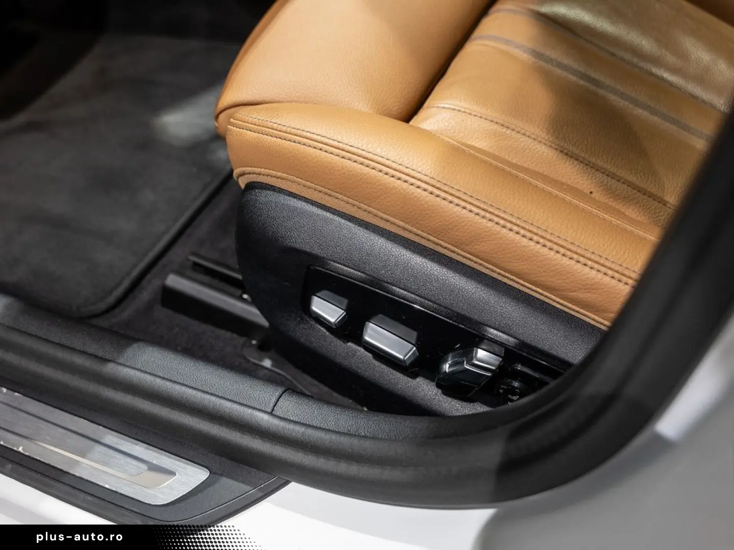 BMW 530e xDrive AHK HUD LED ACC W-LAN NAVI HGSD H K