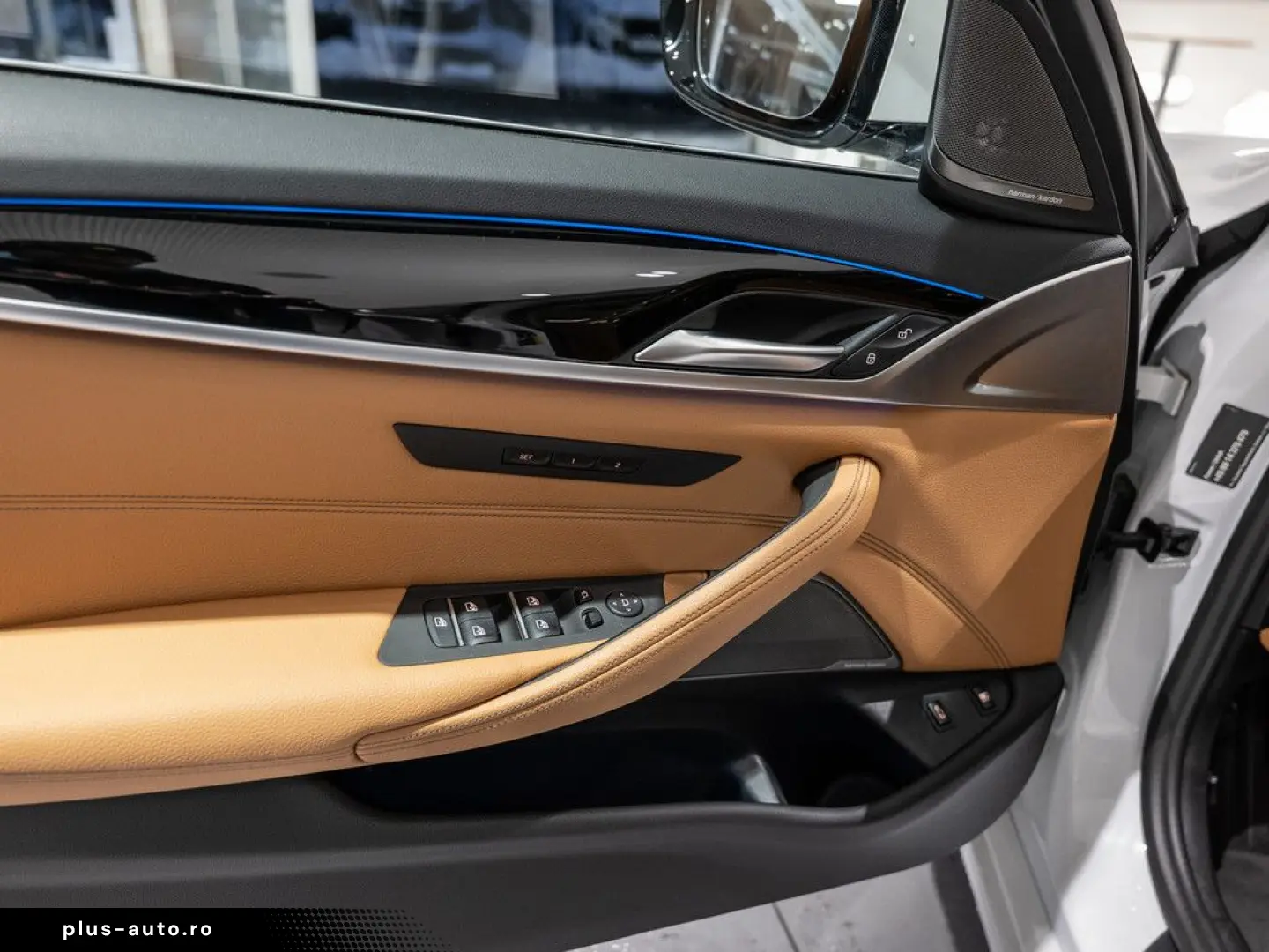 BMW 530e xDrive AHK HUD LED ACC W-LAN NAVI HGSD H K