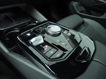 BMW 530 5 Serie Sedan 530e   LED   HUD   Sportsitze