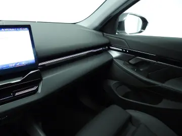 BMW 530 5 Serie Sedan 530e   LED   HUD   Sportsitze