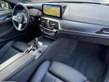 BMW 530 d xDrive M Sport 8xFach 360  Ahk Navi Leder
