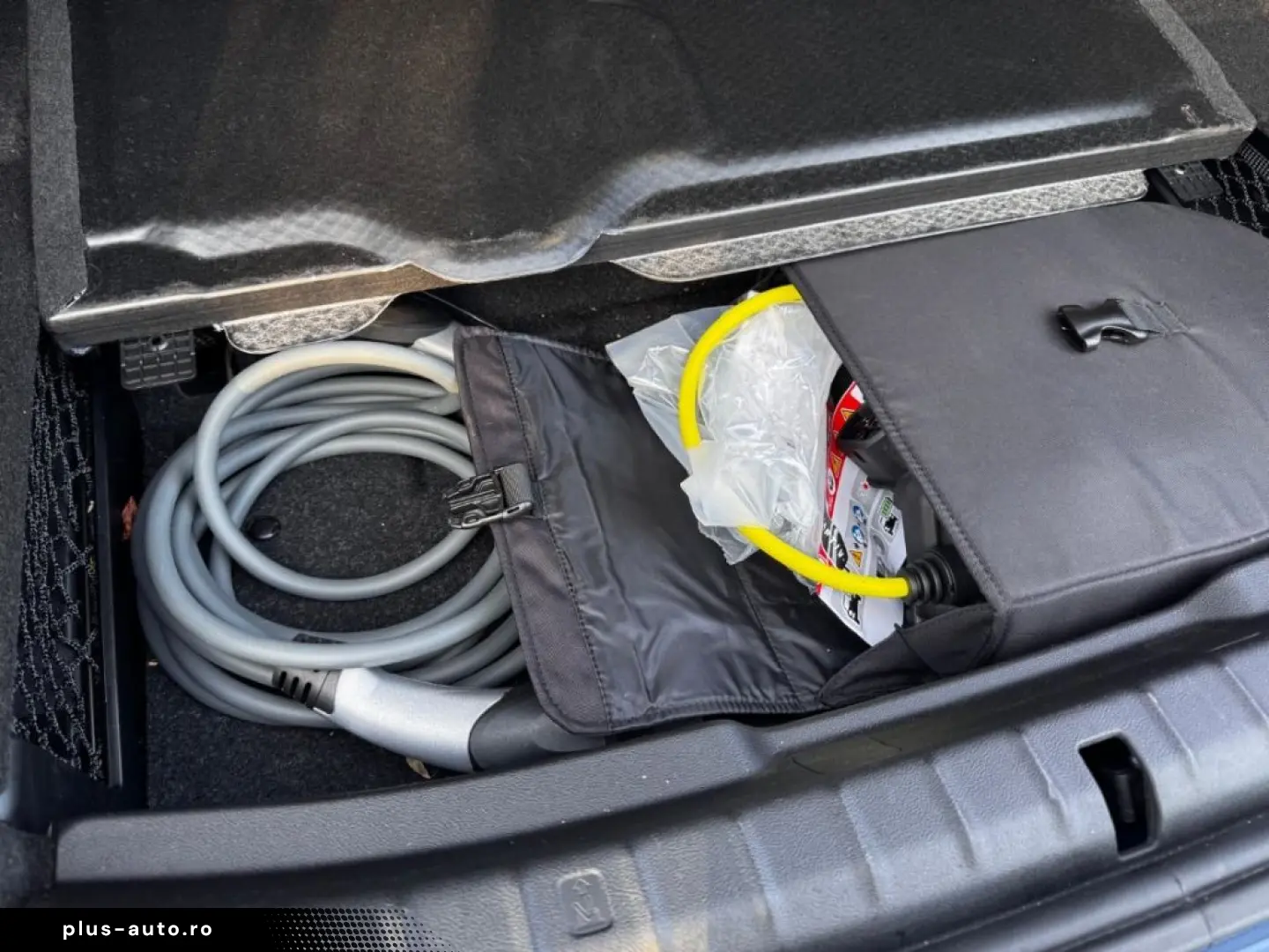 BMW 530 e Limousine HUD Navi Leder Digitales Cockpit