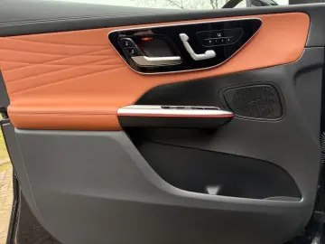 MERCEDES-BENZ GLC 220 d 4M AMG