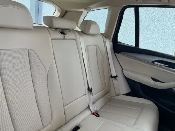 BMW X3 xDrive20d Kamera LED WLAN Standhzg. Shz