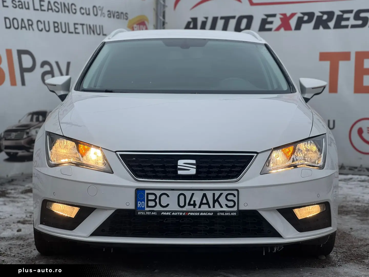 SEAT LEON