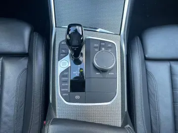 BMW 320i M Sport HUD PA DA LED SitzHz Memory KomfZ