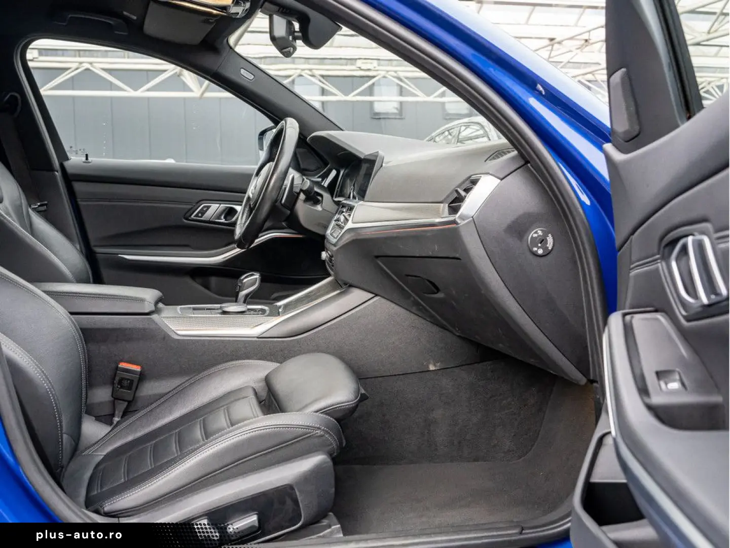 BMW 320d M-Sport AHK LED ACC NAVI KAMERA LEDER SHZ