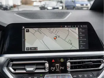 BMW 320d M-Sport AHK LED ACC NAVI KAMERA LEDER SHZ