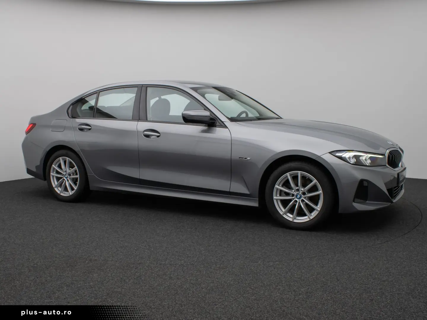 BMW 320e DAB HUD Komfort LED Sport Stop&Go 17Zoll